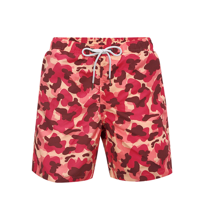 Os shorts de camuflagem de praia suportam a personalização