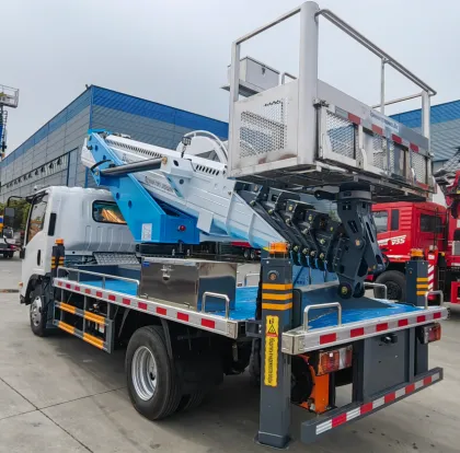 CLW group Isuzu 33 meter lift truck