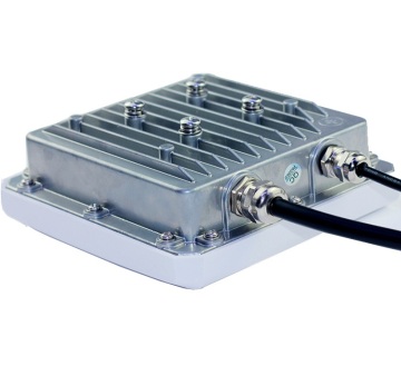 Langstrecken-Impinj R2000 UHF RFID-Leser mit integrierter 4 dBI-Antenne für Parkmanagementsysteme