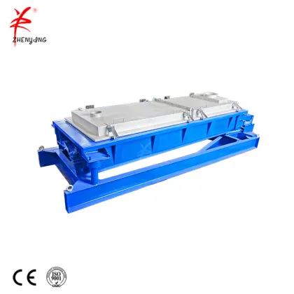 Gyratory vibratory sifter for scalping crystal sugar