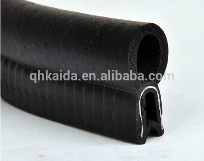 Auto rubber pinchweld door edge seal strip