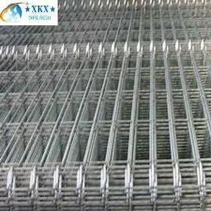 Welded wire mesh pool fence panel
