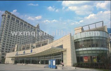 Metal curtain wall