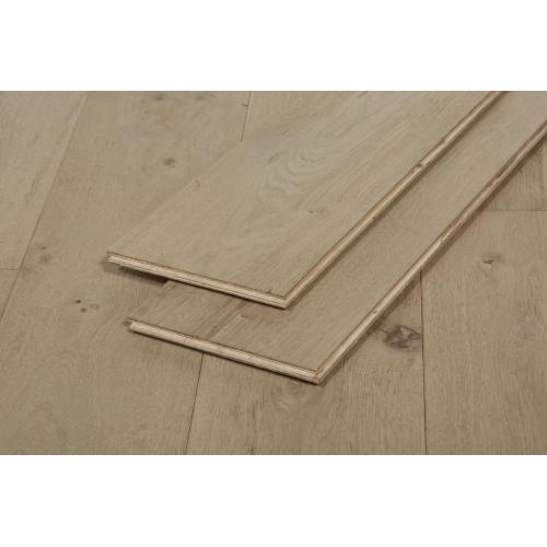 Handcrafted Natural Oak Engineered Hardwood Floor