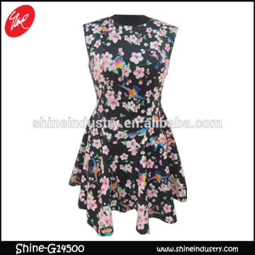 Sleeveless pleated skirts peach blossom lady dress