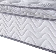 Colchão king size da empresa de mola de bolso