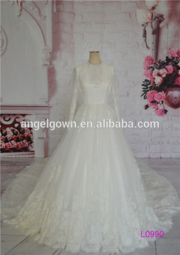 Long sleeve high neck vintage wedding dress of bridal gown