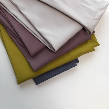 80% Nylon 20% Spandex Stricker Yogawear gefärbt