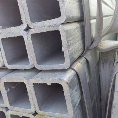 Q235 Grade Top Galvanized Solded Square Tipe