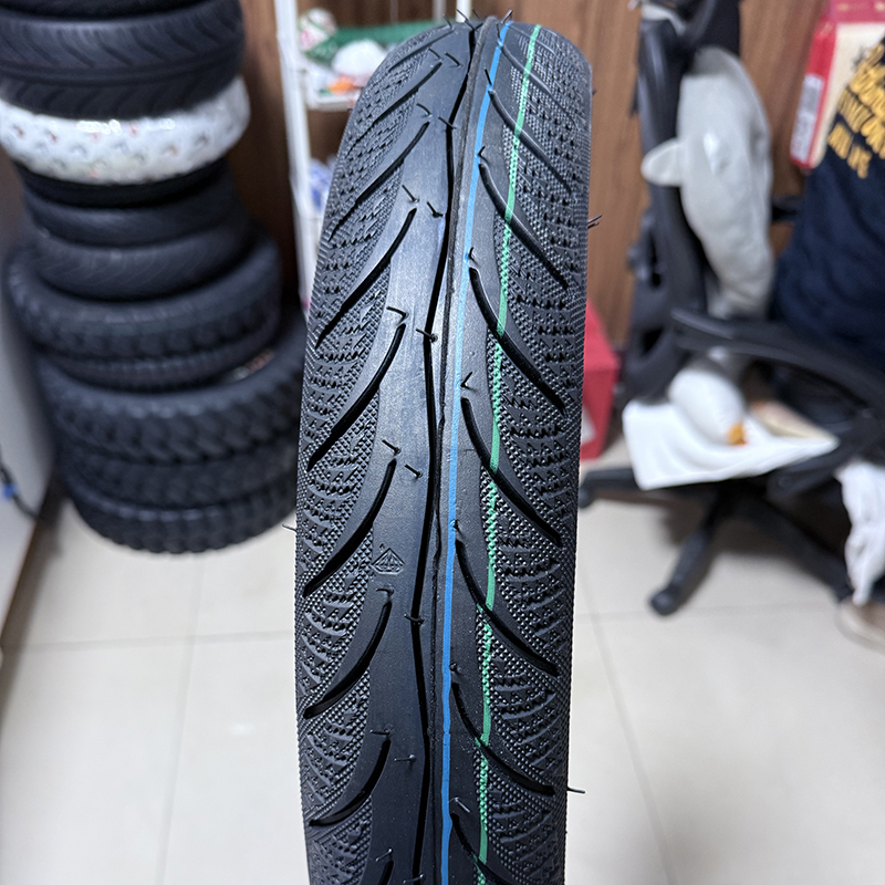 Wear-resistant tires 80-90-17 Ss075