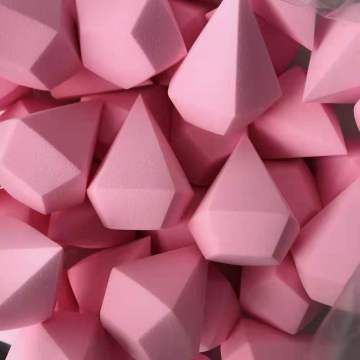 Super Soft Latex-Free Diamond Shape Makeup Sponge Blender