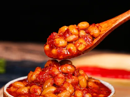 Strictly select natto and fermented black beans