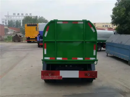 KAMA rear double wheels Sealed garbage truck