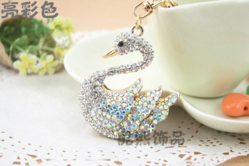 fashion cute Crystal Swan exquisite pendant Keychain creative gifts full rhinestone metal swan keyring new bag hanger 