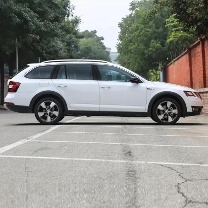 SAIC VOLKSWAGEN Skoda TSI280 Luxury gasoline sedan