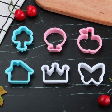 6 pezzi/set di cartone a forma di cartone Torta da bisco
