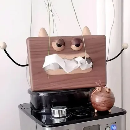 Walnut cartoon tissue box