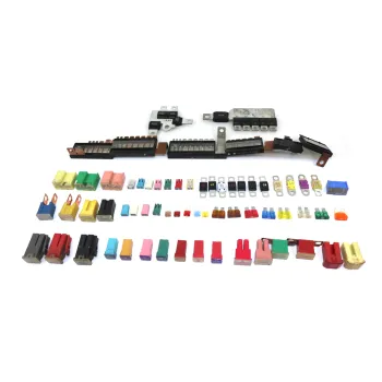 Wholesale 12 Way Waterproof Marine Battery Tap 125A Car Blade Film Sleeves 12V Relay Box Fuse Holder