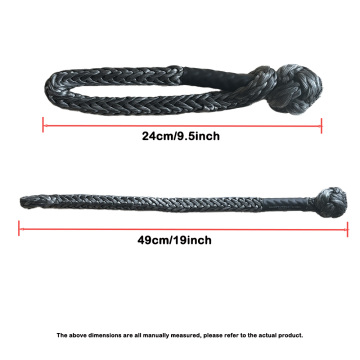 Shackle for towing