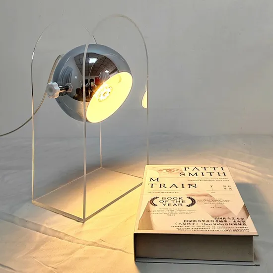 Contemporary Modern Nordic Design Desk Lamp with Acrylic Shade