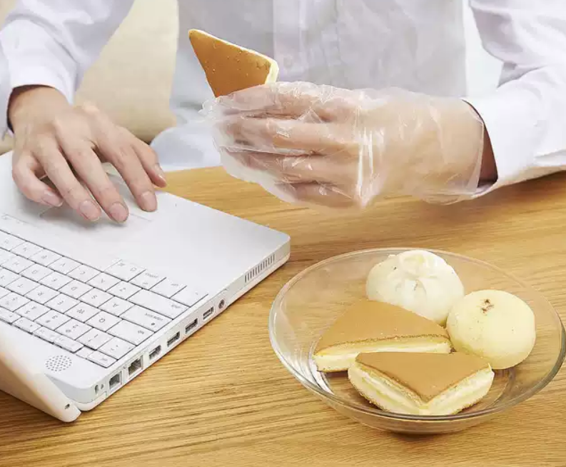 Guantes de PE de grado alimenticio transparente desechable