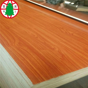 Blockboard with pine core and sanderswood veneer laminated