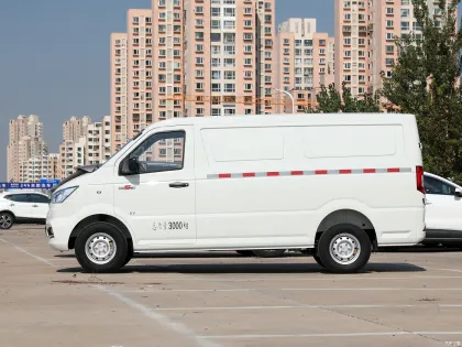 Dongfeng Motor Yufeng EM26: A 41.742kWh Pure Electric Minivan in New Energy Vehicles