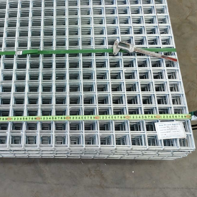 Galvanized welded mesh panel close‑up – zinc coating for outdoor durability, ANJIA factory production