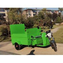 Four-barrel electric garbage pickup truck