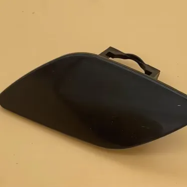 The grille under the front bar ventilation net is suitable for BMW E93-61677171659