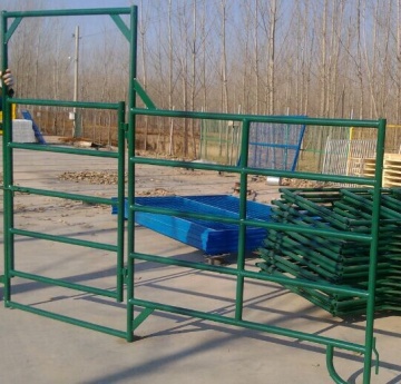 Powder Coated Metal Horse Corral Livestock Panel Fence for Farm