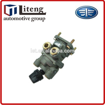 FAW heavy truck J6 spare parts 3514010-50A brake valve