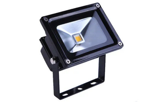 1000lm 10 Watt Waterproof Led Flood Light , Ac85 - 265v 50hz – 60hz Silver Or Black Housing