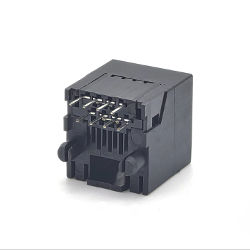 Enchufe de red RJ45: enchufe de categoría 6.