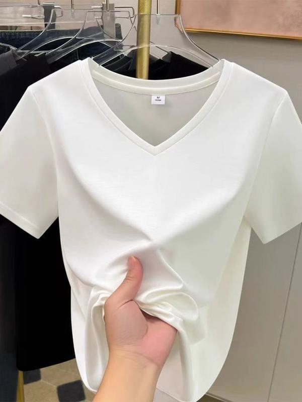 Classic Men's Round Neck T-Shirt