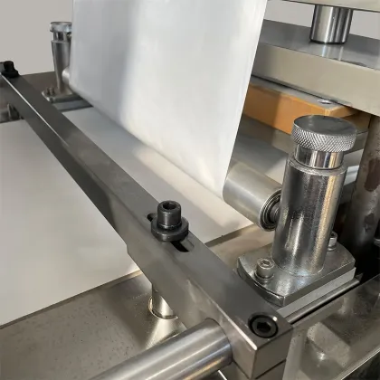 HY-220 3D Steam Warm Sleep Hot Eye Mask Eye Patch OEM Making Machine