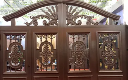 Villa courtyard aluminium gate