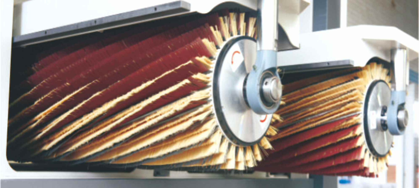 Automatic solid wood door sanding machine