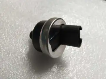 Iveco oil pressure sensor504084761