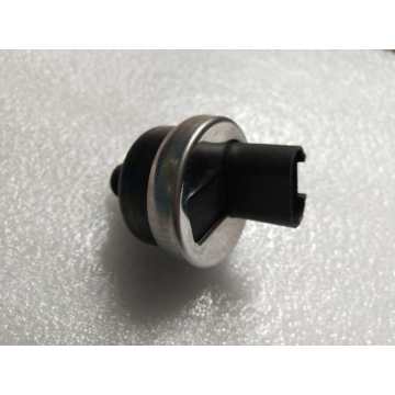 Iveco oil pressure sensor504084761