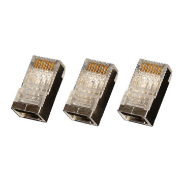RJ45 CAT6 패스 스루 커넥터의 모듈 식 데이터 플러그를 통해