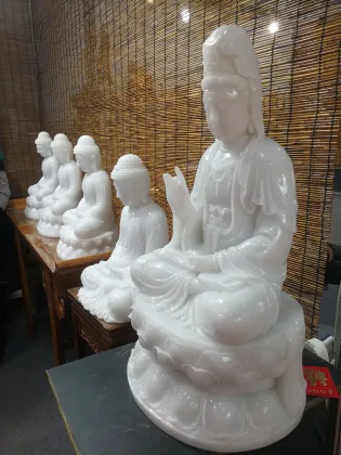 Best Quality White Marble Stone Buddha Guan Yu Sculpture