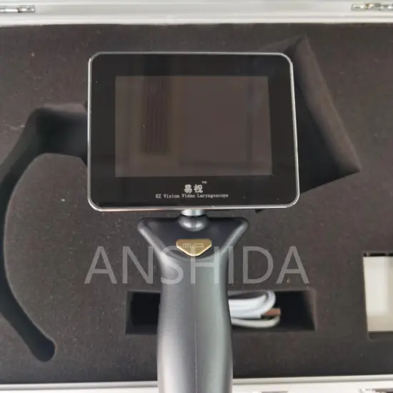 Wireless Charging Portable Video Laryngoscope