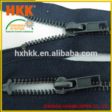 FR zipper with aramid tape