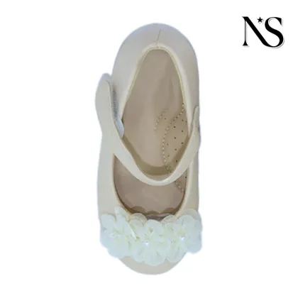 Charming Comfortable Flats for Little Girls