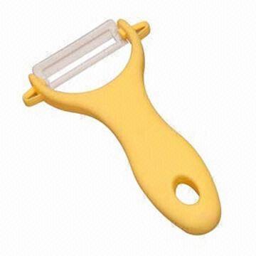 Ceramic/Fruit Peeler, Made of 2Cr13 Stainless Steel and PP Materials