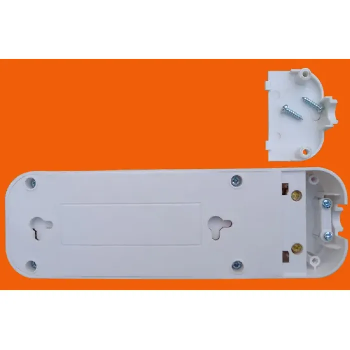 Soket Multi Triple Putih 16A Baru