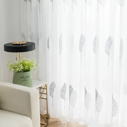 Light transmission matching curtain