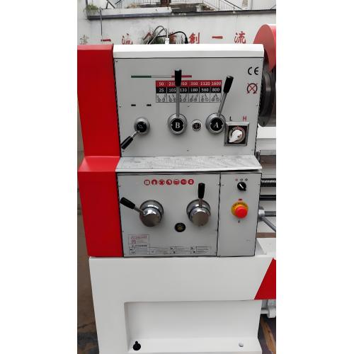 Tornio con motore ad alta precisione C6232A