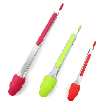 Stainless steel food tongs with silicone tips